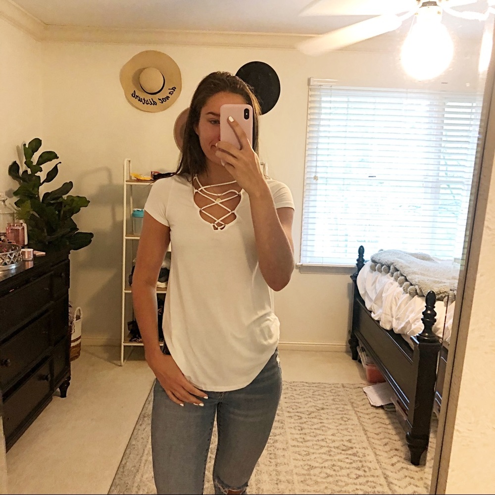 White American eagle lace up T-shirt